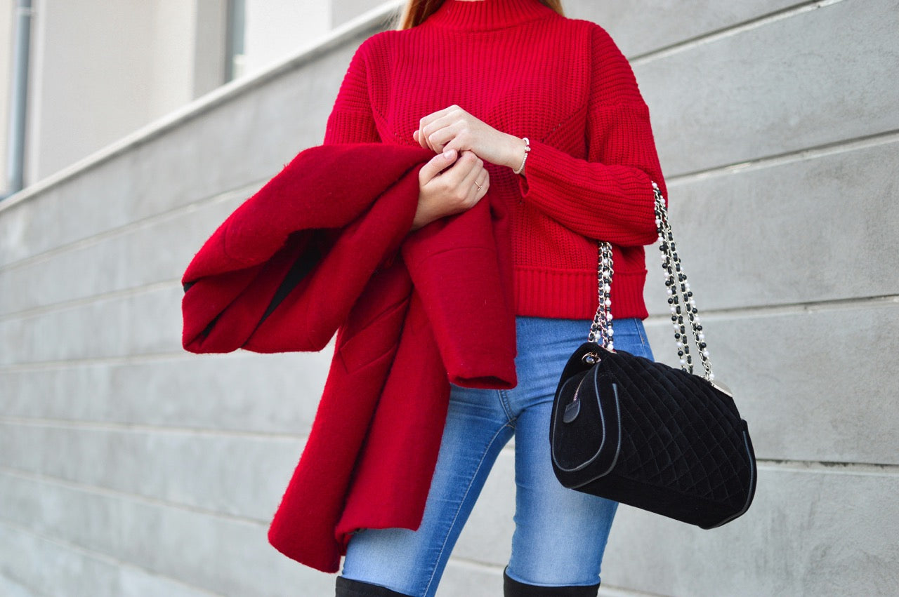 Layering Techniques: How to Stay Warm and Stylish this Fall