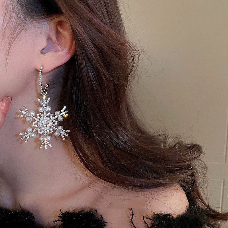 Silver Snowflake Earrings